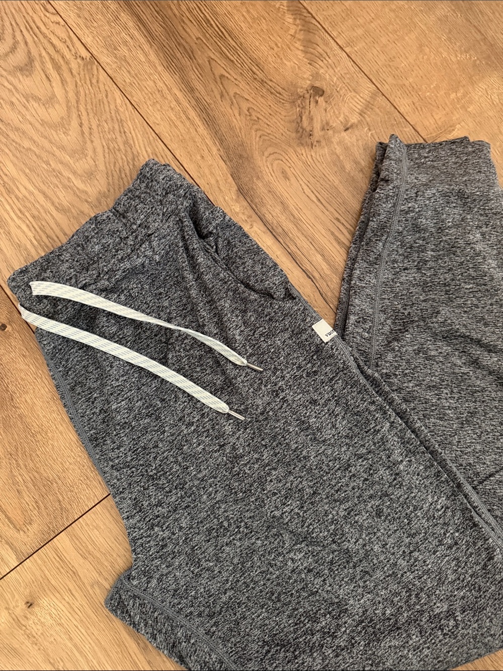 Women’s Vuori Gray Heather Jogger Sweatpants with Drawstring